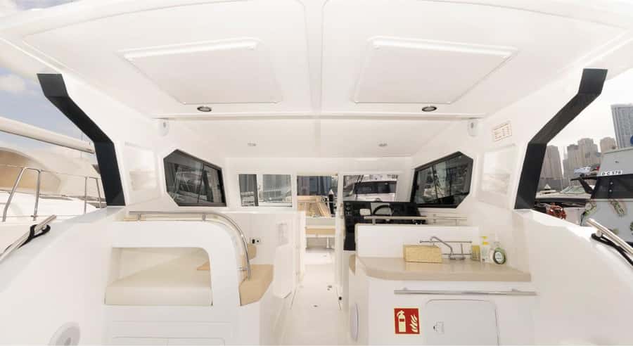 Dubai: Private Yacht Tour 36ft (+1 hr free) offer till Sep15 - Rules to follow: comfort, respect, and simple safety