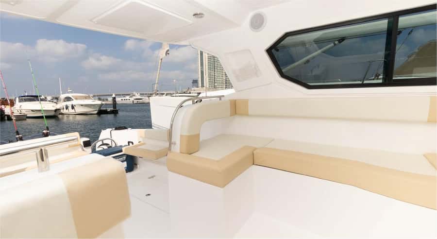 Dubai: Private Yacht Tour 36ft (+1 hr free) offer till Sep15 - Should you book this private yacht experience?