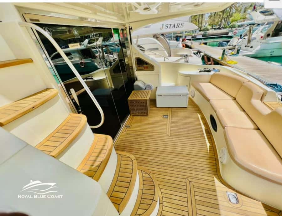 Dubai: Private Yacht Tour 50 feet - Stepping Aboard: What Your Private Yacht Day Feels Like
