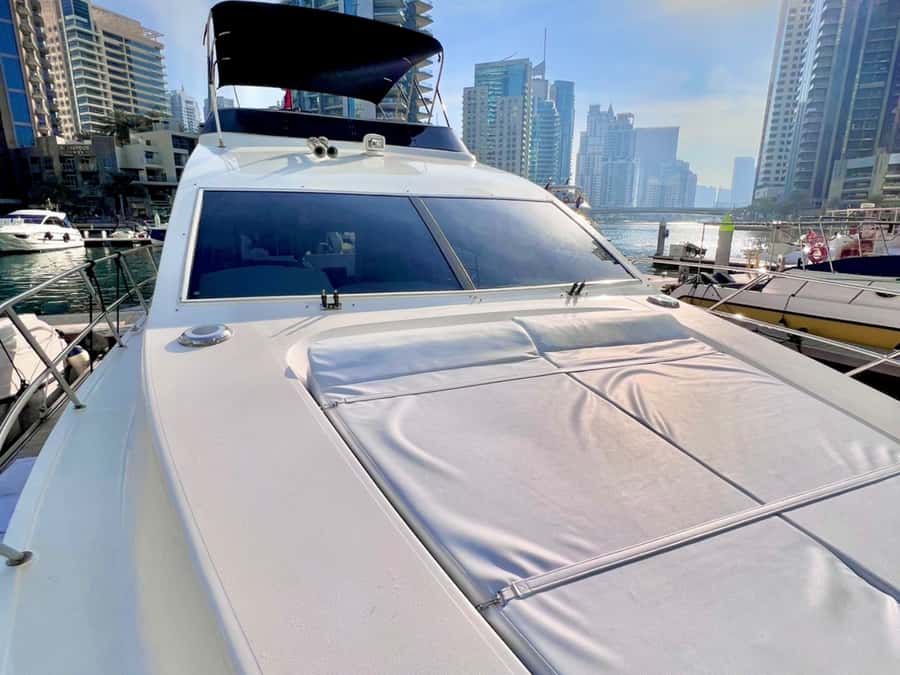 Dubai:Private Yacht with and Burj Al Arab Sightseeing. - Your cruise timeline: cruising Dubai Marina, then out toward Bluewater and the Palm