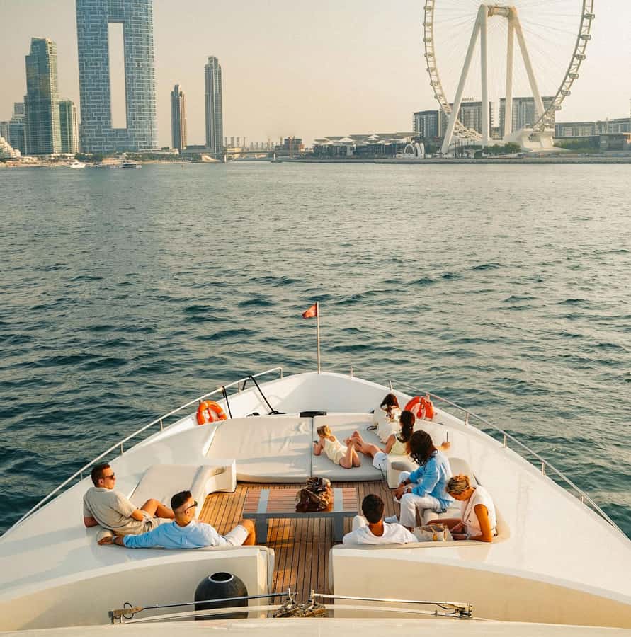 Dubai: Superyacht Experience with Live Music & Drinks - Price and Value: Why $113 Feels Reasonable (When You Compare the Whole Package)