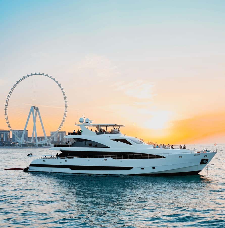 Dubai: Superyacht Experience with Live Music & Drinks - Practical Stuff That Keeps the Experience Smooth