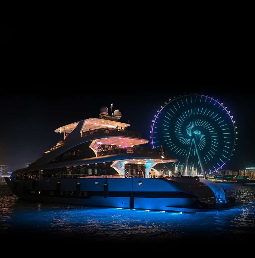 Dubai: Superyacht Experience with Party & Live DJ - Dubai from the water: the “wow” factor you can actually use