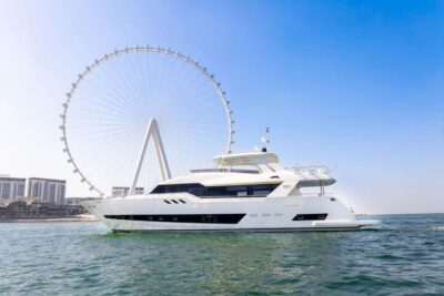 Dubai: The Luxury Yacht Tour with Live BBQ Option - The route that makes sense: Marina sights, Palm views, and skyline hits