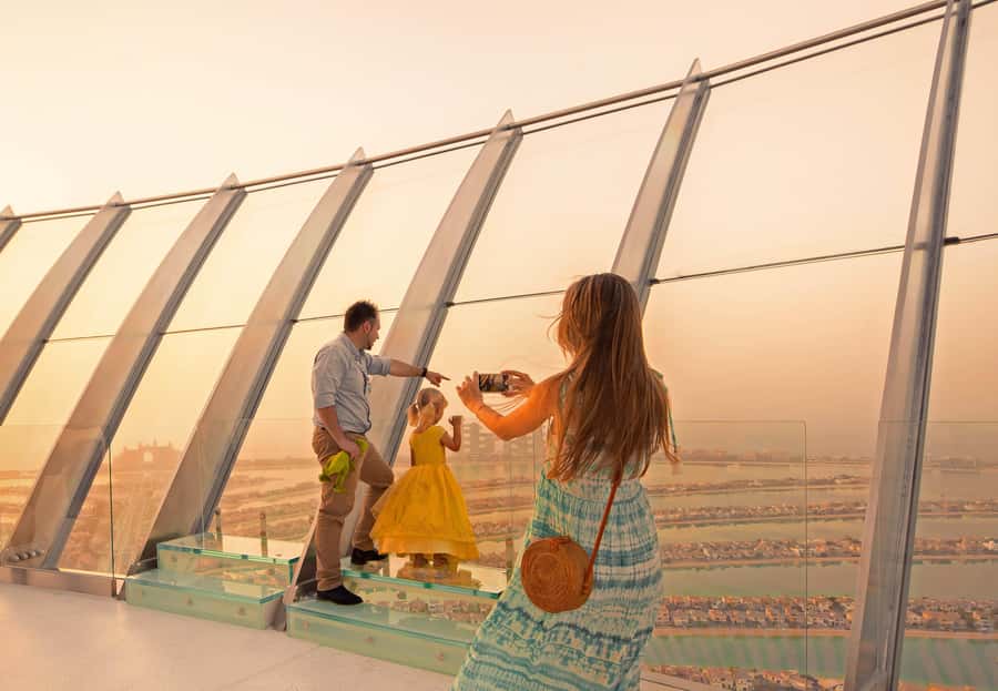 Dubai: The View At The Palm Ticket & 1.5 Afternoon Yacht - Small rules that matter: ticket scanning, luggage, and shoe policy
