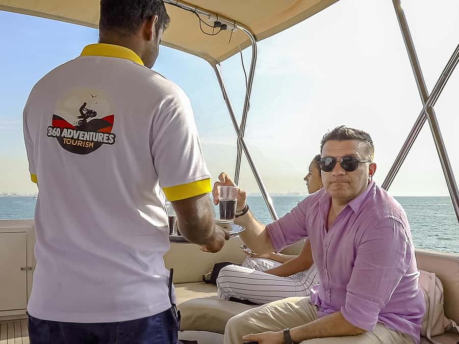 Dubai: The View At The Palm Ticket & 1.5 Afternoon Yacht - Weather and sea conditions: what happens if the day turns rough
