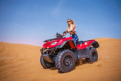 Dubai Waves & Dunes: Luxury Yacht Cruise with Red Dunes Safari - Getting to Lahbab: the 45–50 minute drive that sets the mood