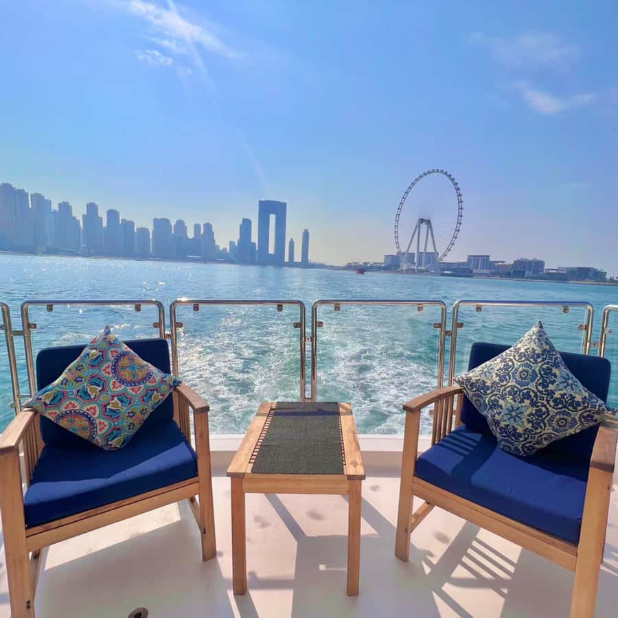 Dubai:Yacht Sightseeing with 30mins Jet-ski on Ain Dubai - Entering and getting ready at Dubai Marina: the meeting point that matters