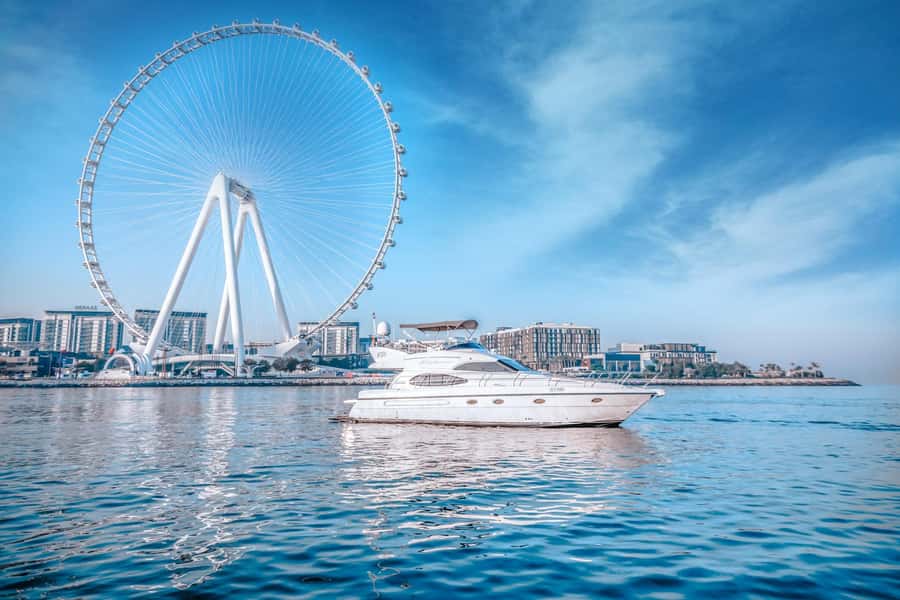 Dubai Yacht Tour - Boat Trip upto 12 guests Private event - Music, BBQ, and bringing your own vibe (yes, you can bring snacks)