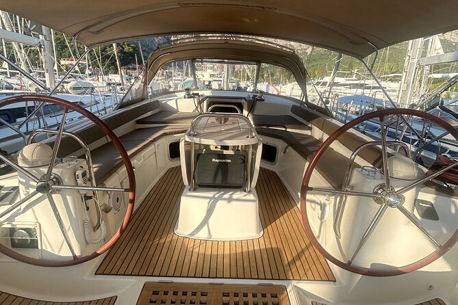 Dubrovnik Private Boat Tour - Luxury Sailing Yacht Cruise - Onboard comfort on Cardea (Jeanneau 53)