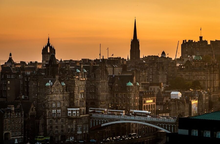 Edinburgh Shore Excursion: City Tour & Royal Yacht Britannia - Key highlights worth centering your day