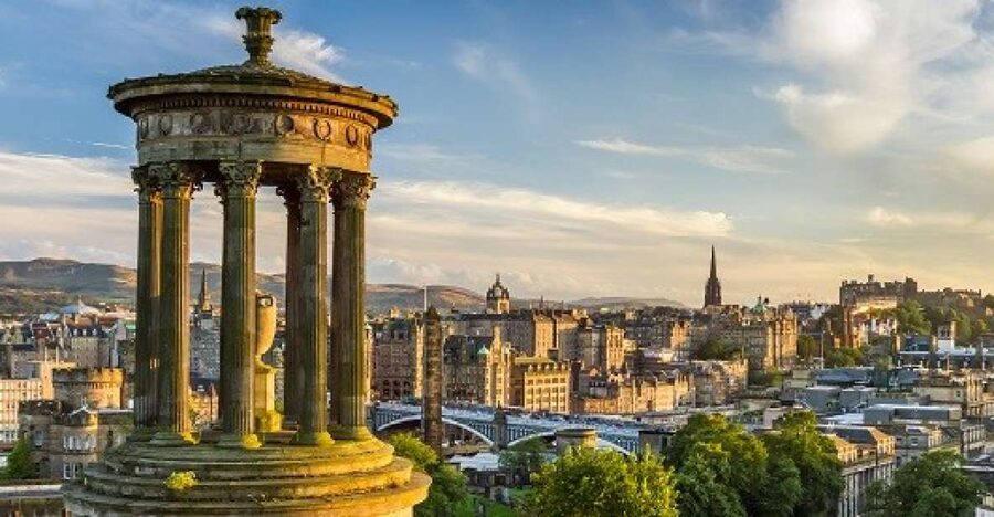 Edinburgh Shore Excursion: City Tour & Royal Yacht Britannia - Edinburgh New Town by bus: getting the bigger picture