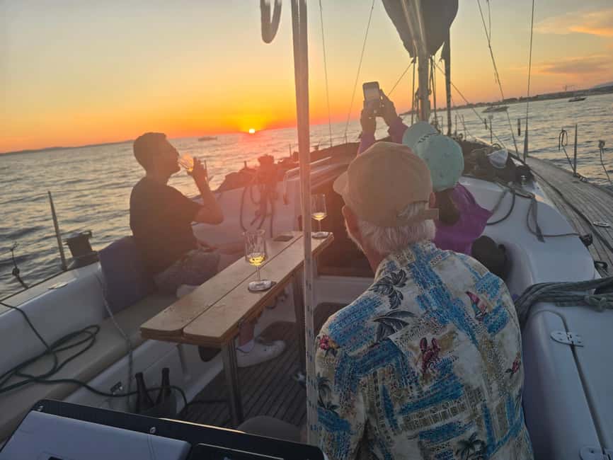 Elegant Sunset cruise under sails,large yacht,full comfort - Sailing under sails: why it matters more than you think