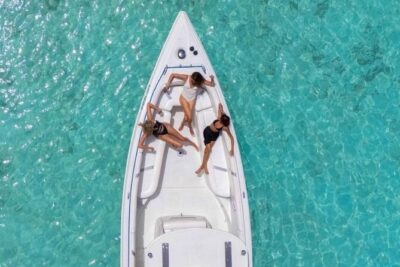 Exclusive 38ft Yacht Charter Experience in Klein Curaçao - From Vissershaven to Klein: timing, meeting point, and how the day flows