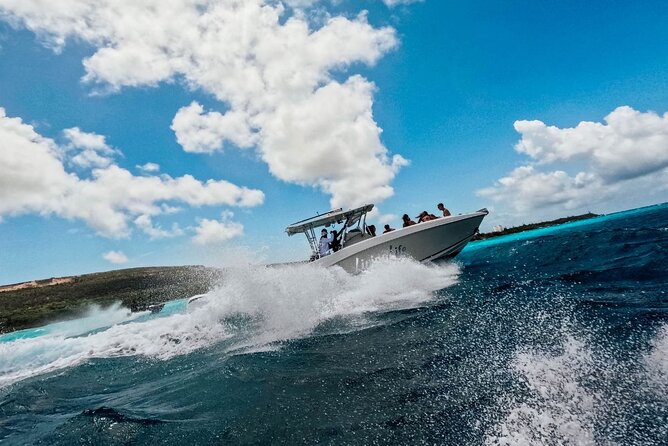 Exclusive 38ft Yacht Charter Experience in Klein Curaçao - Booking timing and smart planning for this day trip