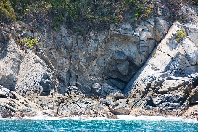 Exclusive 7 bays of Huatulco by Panga Boat or Yacht. - Chachacual and India Beach: swimming, snorkeling, and a beer-style break