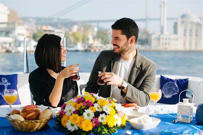 Exclusive Bosphorus Cruise - Luxury Yacht Experience in Istanbul - Luxury yacht boarding in Arnavutköy: where your Bosphorus cruise starts
