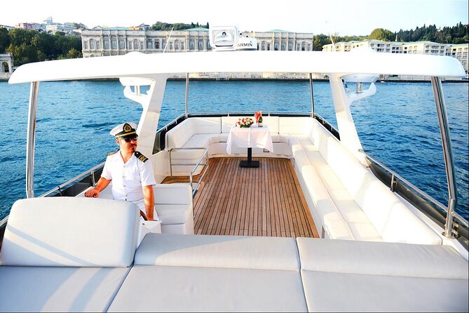 Exclusive Bosphorus Cruise - Luxury Yacht Experience in Istanbul - Food, WiFi, and comfort on board: the luxury details that actually help