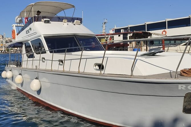 Exclusive Luxury Yacht Bosphorus Sightseeing Cruise in Istanbul - Bebek to Rumelihisarı: Ottoman control at the narrowest point