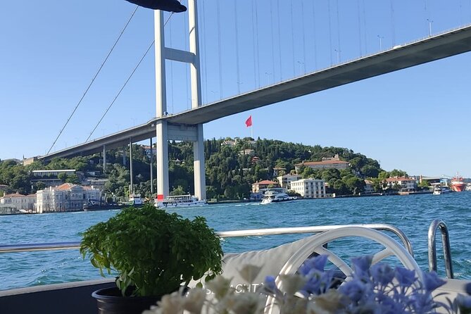 Exclusive Luxury Yacht Bosphorus Sightseeing Cruise in Istanbul - Getting onboard: where to meet and how the mobile ticket works