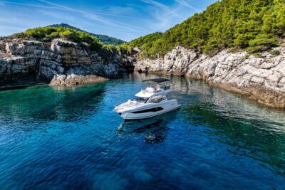 Exclusive Luxury Yacht Tour of the Elaphiti Islands - Price and group size: what $2,831.25 per group really means