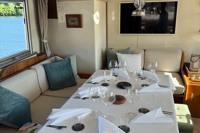 Exclusive Yacht Tour of Stockholm: sunset, dinner, lunch, cruise - Kastellholmen and Kastellet: The Fortress View From the Water