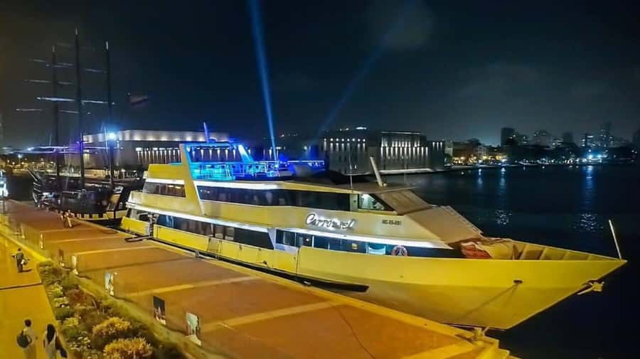 Exotic Yacht - Tour through the bay of Cartagena - Sunset Energy, Music, and the Best-View Drink Plan
