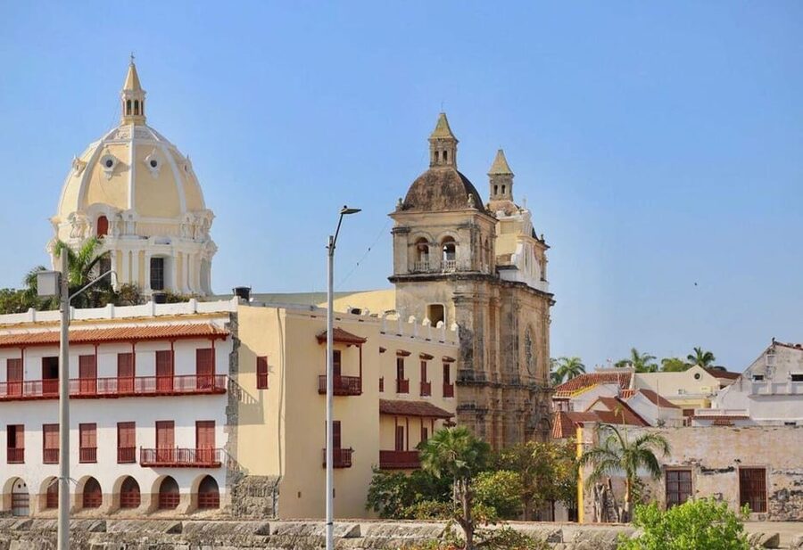 Exotic Yacht - Tour through the bay of Cartagena - Who This Catamaran Tour Fits Best