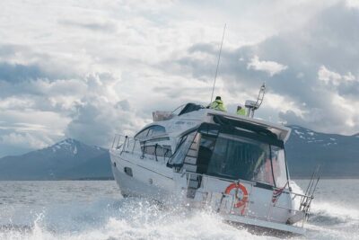 Fjordcruise - Luxury Yacht Arctic Queen - The Tromsø route: Håkøya, Eidskjosen, Sørbotn slowdown, and Grindøya
