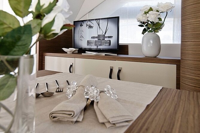 Fjordcruise - Luxury Yacht Arctic Queen - Fishing on this cruise: try it if you want, and watch lunch happen