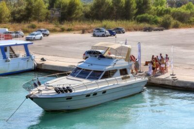 From Corfu: Luxury Yacht Cruise to Paxos and Antipaxos - Timing, Group Size, and the Lefkimmi Hurdle