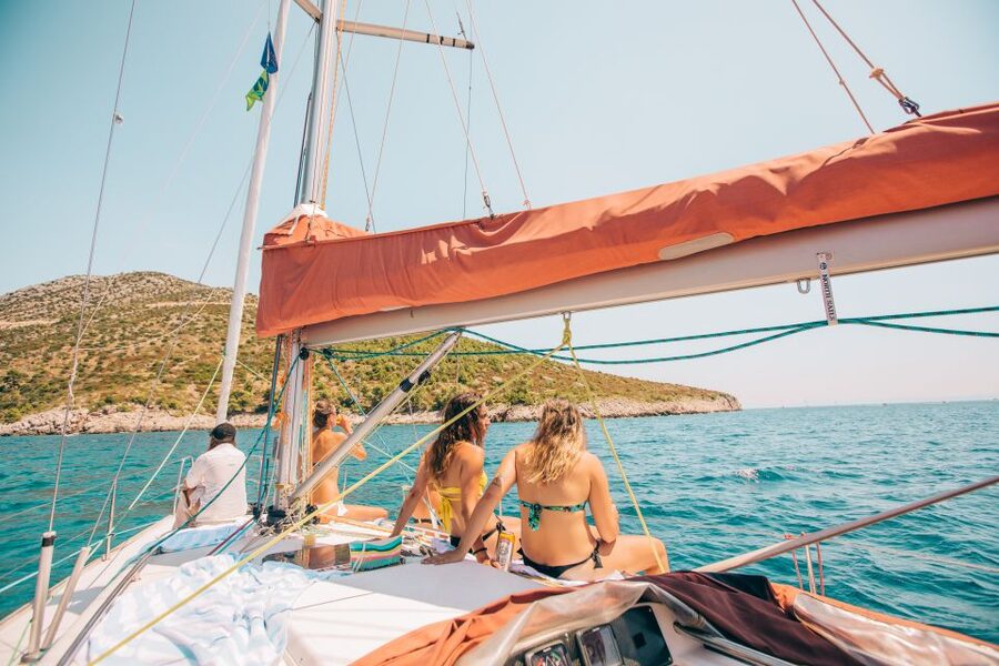 From Hvar: Boat Tour to Pakleni Islands on a Comfort Yacht - Morning vs afternoon slot: choose based on your mood
