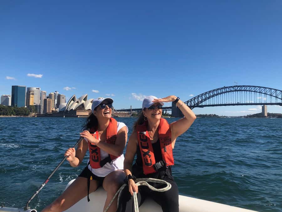 From Manly: Sydney Harbour Hands-On 2.5 Hour Yacht Cruise - The 150 minutes: how the sail moves from introductions to real participation