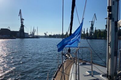 Gdańsk: Motlawa and Port yacht cruise with Welcome Drink - Finding the dock by ORIA MAGIC HOUSE (and getting on fast)
