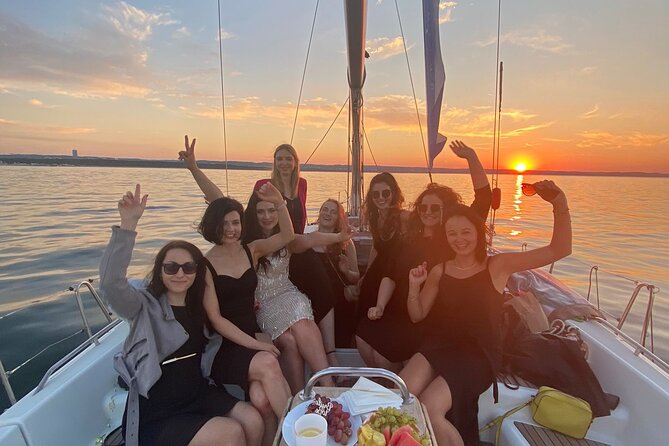 Gdańsk: Motlawa and Port yacht cruise with Welcome Drink - Price and value: is $26 worth it for 50 minutes?
