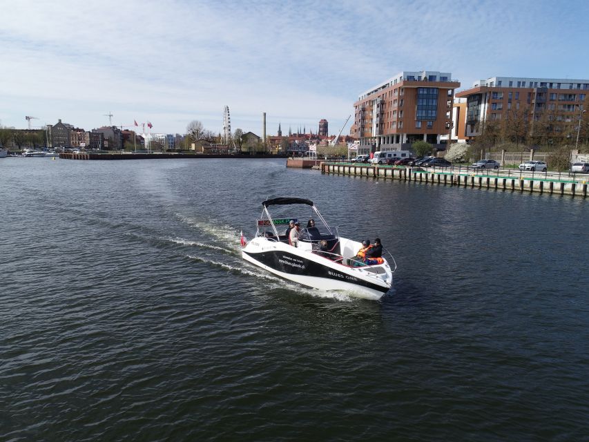 Gdańsk: Motlawa River Yacht Cruise - How the On-Board Commentary Works (and What to Do If You Prefer More Interactivity)