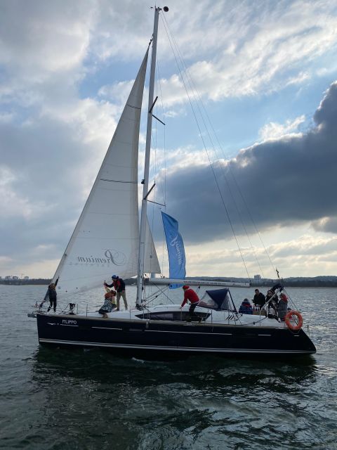 Gdansk: Scenic Evening Yacht Cruise with Welcome Drink - Who This Yacht Cruise Suits Best (And Who Should Skip It)