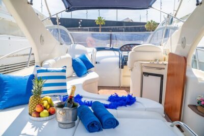 Gobbi Yacht Rental in Barcelona 9 Pax 2/4/8hs - 2, 4, or 8 Hours: What Each Option Really Buys You