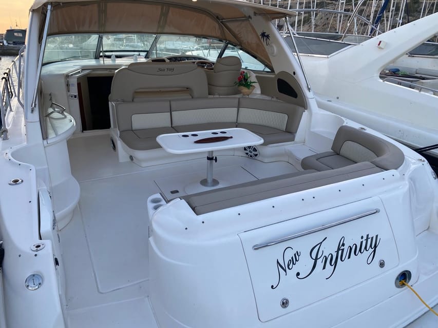 Gran Canaria: Excursion on private yacht with drinks, lunch and snorkeling - Sailing to Mogán’s Perchel cove: the stop you can’t recreate from shore