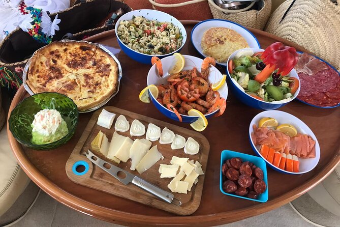 Half-Day Luxury Motor Yacht Cruise in Granada - What You Get in the 4 Hours: Meals, Drinks, Snorkel Gear, and More