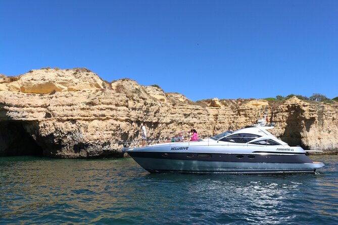 Half Day Private Luxury Yacht Marina Albufeira - The crew and the luxury feel: why “service” is the real product