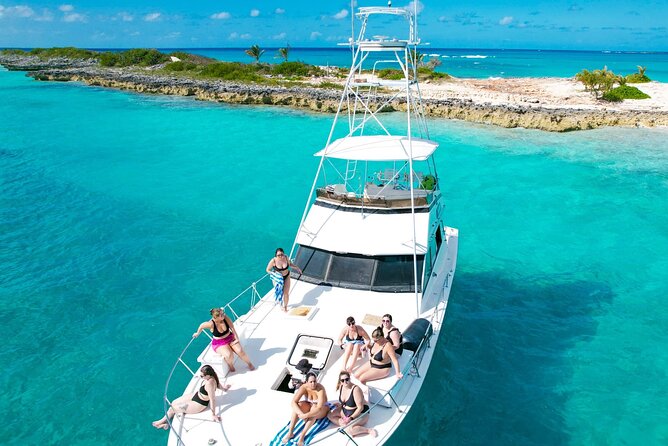 Half-Day Private Rose Island Party Yacht Getaway - Timing, Floating-Bar Stop, and Weather-Driven Plan Changes
