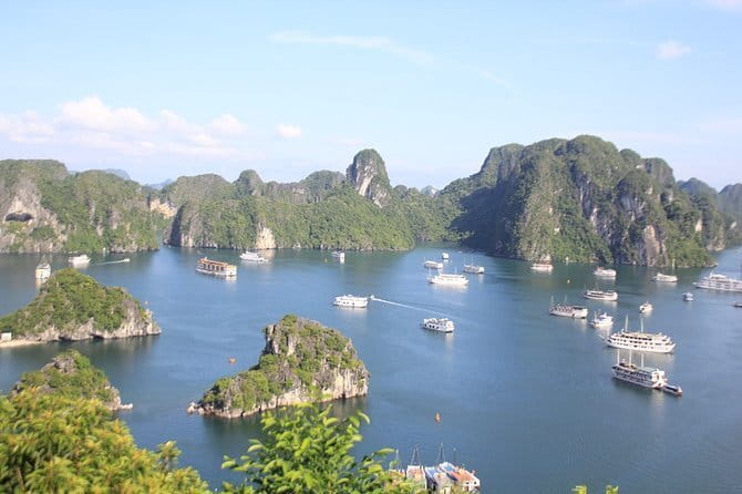 Halong Bay Day Trip Explore Caves, Kayak & Lunch by Saquila Yacht - Lunch on board: semi-buffet, yacht comfort, and timing that works