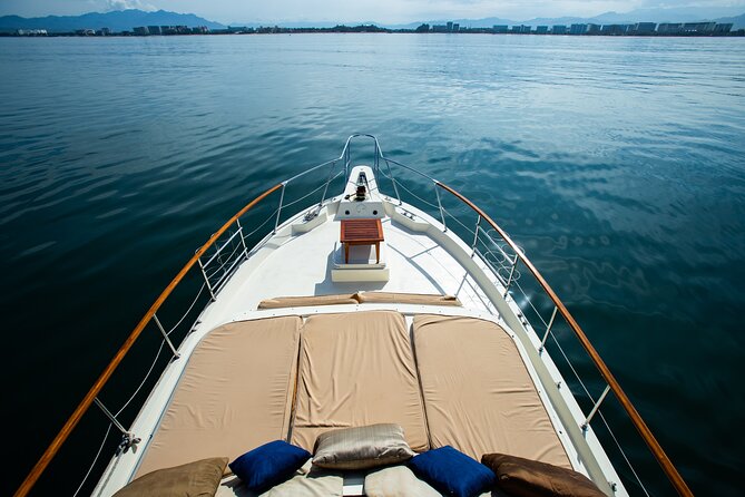 Hatteras 58-61' Luxury Yacht in Puerto Vallarta & Nuevo Nayarit - Snorkeling, kayaking, and paddleboarding without extra rental headaches