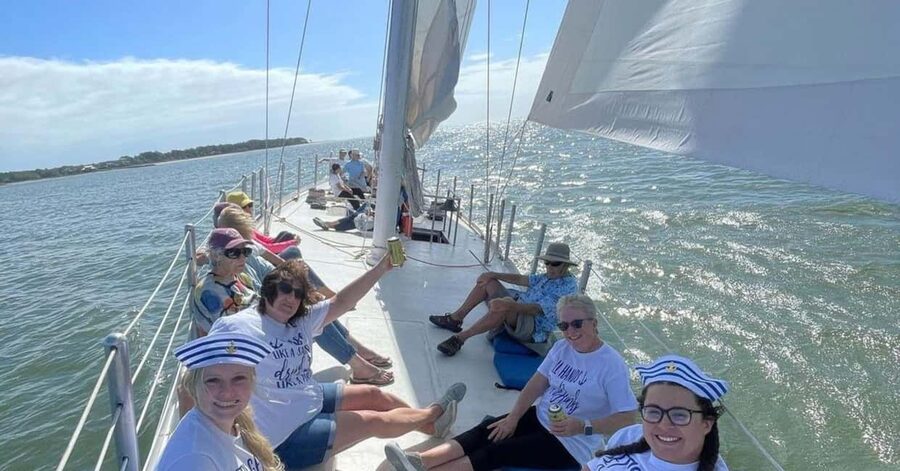 Hilton Head Island: America’s Cup Sailing Yacht Cruise - The 1.5-hour flow: what happens from pier to return