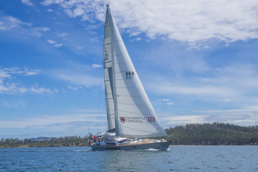Hobart: Luxury Yacht Scenic Sailing Tour with Snacks - Practical Value: Price, Timing, and Why This Works at $120