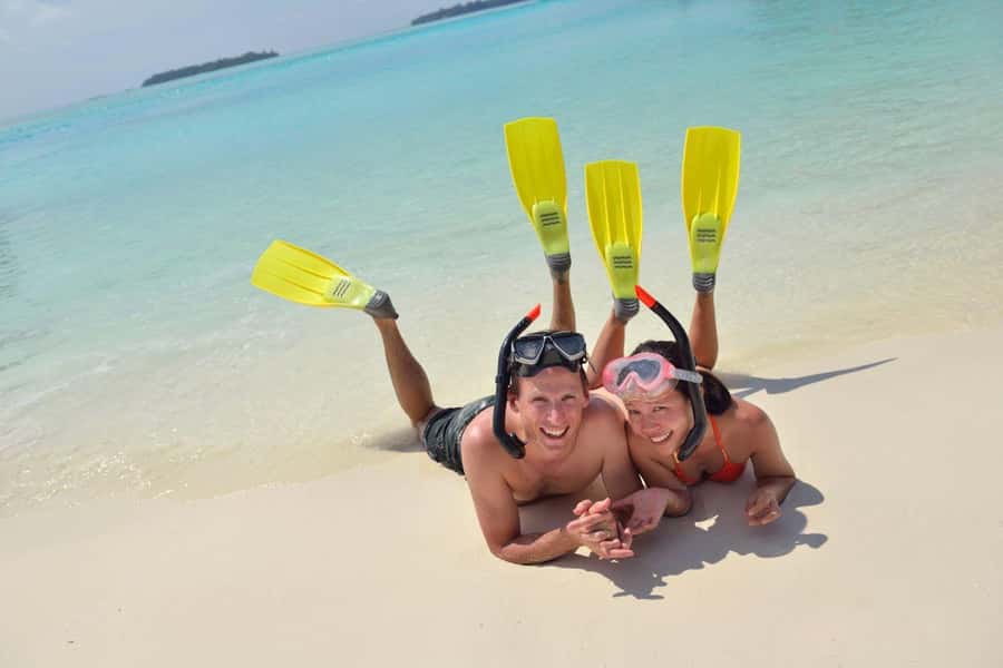 Hurghada: 3 Islands, Dolphins & Snorkel Yacht Trip w/ Lunch - Food onboard: breakfast, seafood lunch, and drinks you’ll actually use