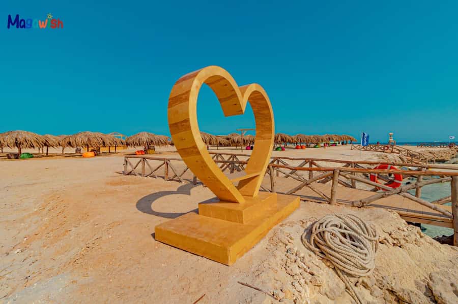 Hurghada: Elegance Yacht Cruise To Orange & Magawish island - Key highlights