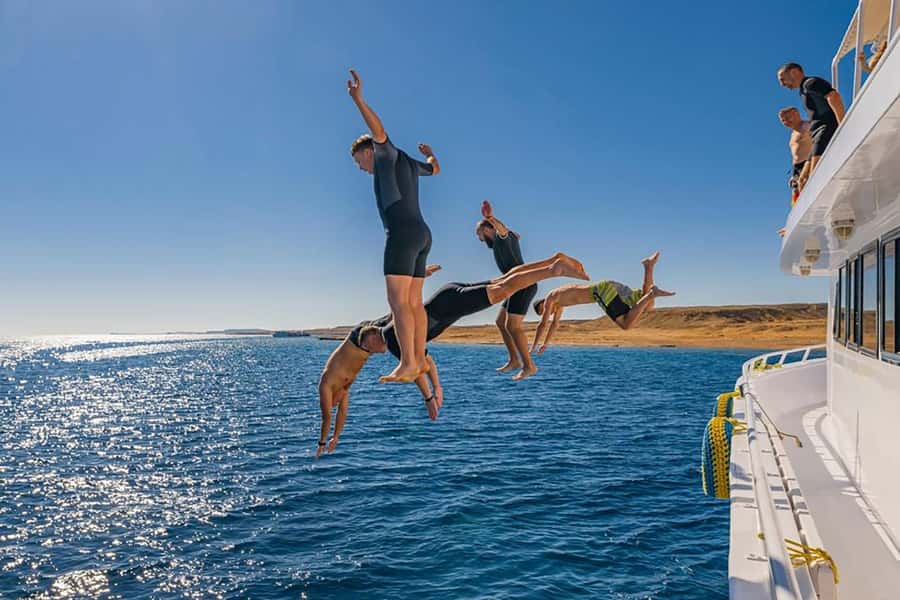 Hurghada: Luxury Private Yacht with Optional Lunch & Drinks - Lunch on deck: buffet style, but built for a boat day