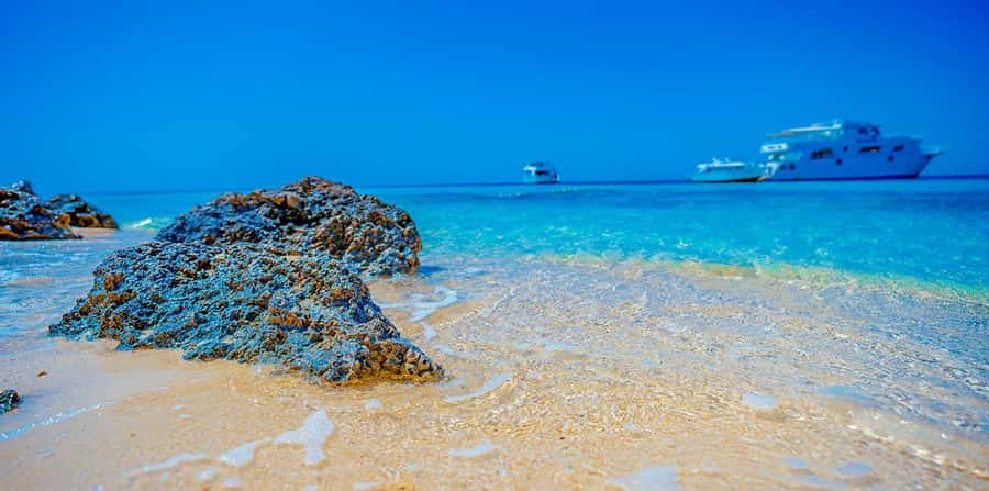 Hurghada: Paradise Island Yacht Cruise, Lunch & Snorkeling - What to Bring, What Not to Bring, and Who Should Skip This Trip
